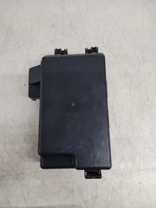2000-2008 PONTIAC GRAND PRIX 3.8L ENGINE FUSE BOX OEM - Bild 1 von 3