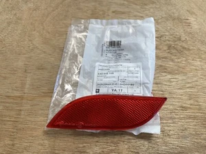 Audi A1 rear bumper reflector LEFT 8X0945105 NEW GENUINE 2011-2014 - Picture 1 of 2