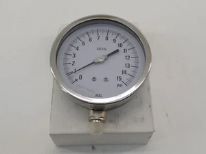WAL Pressure Gauge 4.5" Face Dial 0-15 PSI 1/4" NPT Bottom Connection - NEW S... - Picture 1 of 4