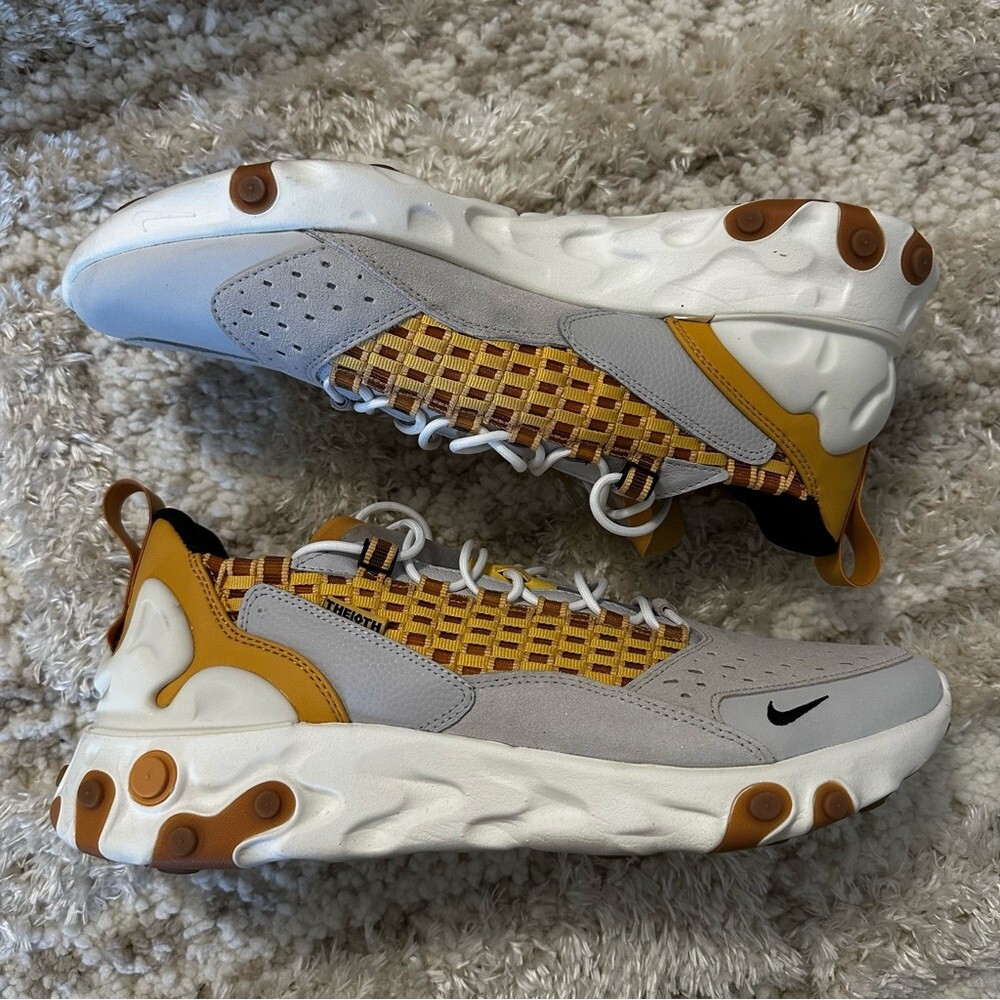 nike react sertu grey black & honeycomb