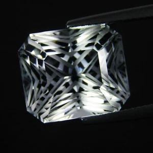 12.82Cts Sparkling Natural White Topaz 13.2x11.2x10mm Fancy Cut Gemstone -VIDEO - Picture 1 of 4
