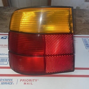 1989 1990 1991 1992 1993 1994 1995 BMW 525i Driver Left Outer Tail light - Picture 1 of 7