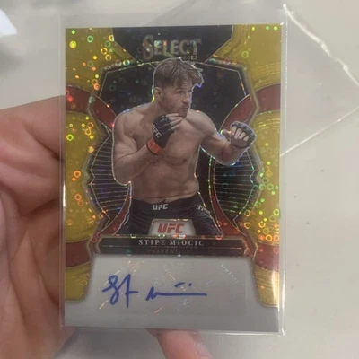 2023 Stipe Miocic GOLD Disco AUTO /5 Panini Select UFC - Image 1 of 2