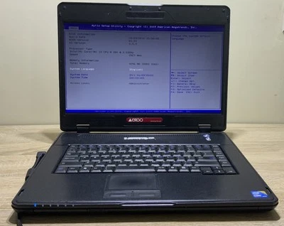 Ergo Toughbook S15C Estuche Rígido 651 Core i3 4GB RAM ARRANCA A BIOS/BATERÍA FALTANTE - Imagen 1 de 4