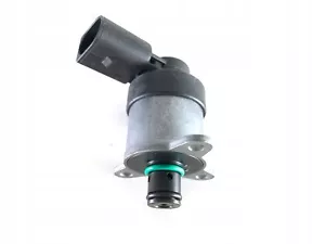 A6420740284 Fuel Pressure Regulator GENUINE BOSCH 0928400719 - Picture 1 of 3