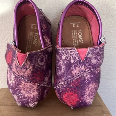 Toms Toddler Girls Shoes Slip On Adjustable Strap Sparkly Glitter Pink Size 3T - Image 1 of 4