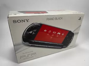 PSP-3004 console Slim & Lite * Piano black * FREE SHIPPING - Bild 1 von 21
