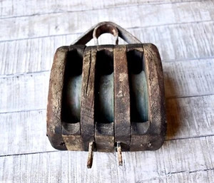 Vintage Large Wooden Block Ship Pulley Hoist Antique Ship Lifting Block Nautical - Picture 1 of 6