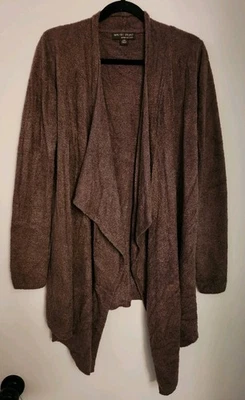 Acogedor cárdigan Barefoot Dreams Bamboo Chic Lite marrón frente abierto, talla S/M Foto 1 de 4