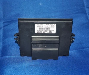 2011-2014 Ford F250 F350 Super Duty Transfer Case Control Module ECU OEM - Picture 1 of 7