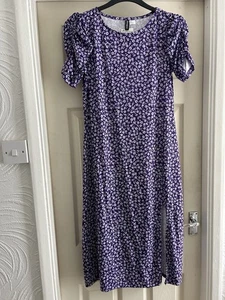 H & M Dress BNWT Size M - Picture 1 of 10