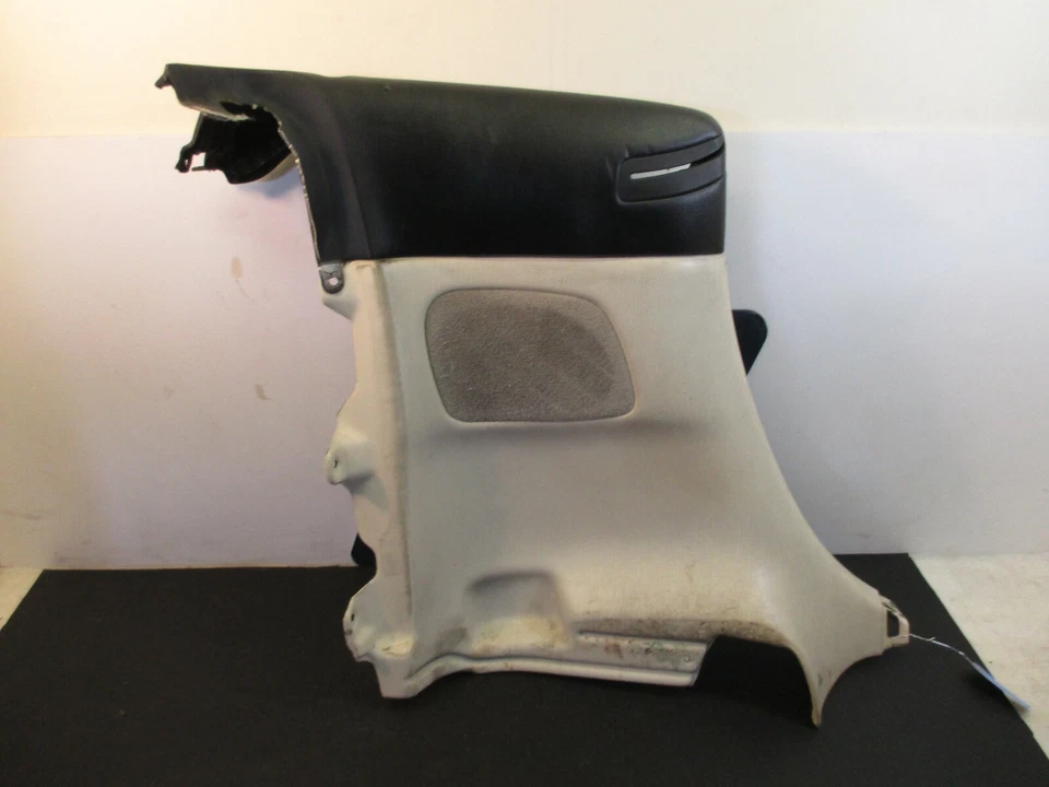 Lexus SC430 2002 3UZ-FE conductor cuarto trasero izquierdo panel moldura (Tan-LA00) defectuoso Foto 1 de 4