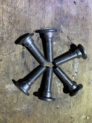 Болты переднего тормоза дисковые Kawasaki Versys 650 2007 2008 2009 - Изображение 1 из 3