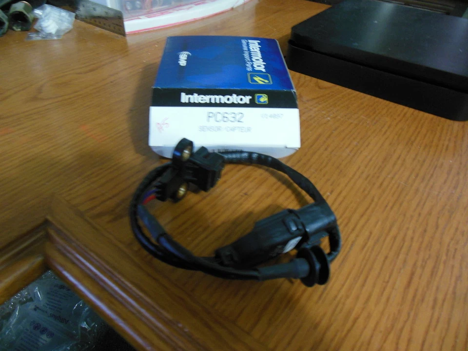 Sensor de posición del árbol de levas estándar / intermotor PC632 se adapta a aplicaciones Kia Sorento 03-06 Foto 1 de 1