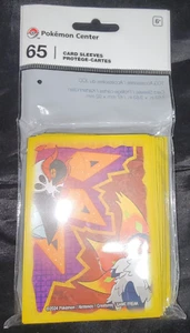 65 fundas para cartas coleccionables Slither Wing & Iron Moth Pokemon Center selladas NUEVO 2024 - Imagen 1 de 2
