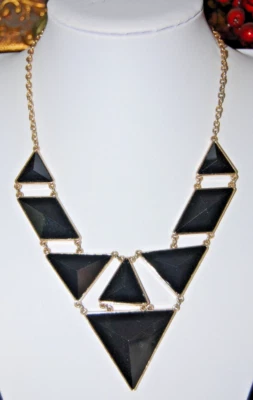 WONDERFUL BOLD BLACK ACRYLIC TRIANGULAR MODERNIST PENDANTS GOLDEN METAL NECKLACE - Image 1 of 4