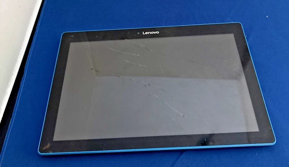 Tablet Lenovo preto e azul para peças - Imagem 1 de 1
