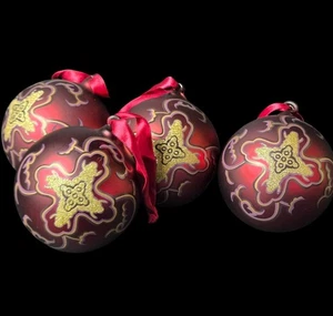 Set of 4 Vtg Hand blown Red Matte Christmas Ornaments Gold Glitter Floral Design - Picture 1 of 11