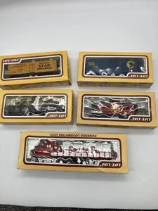Lot of 5 LIFE LIKE HO Refer Gondola Box Car Caboose POWERED  Locomotive 3500 - Picture 1 of 7