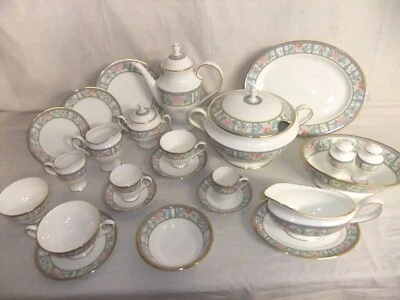 Royal Grafton Sumatra - vintage fine bone china tableware made in England 1A3A # - Image 1 of 3
