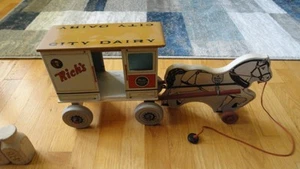 Vintage Rich's City Dairy Pull Toy - Picture 1 of 10