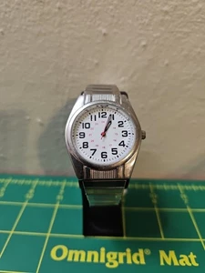 FMD FMDPU137 silberfarbene Quarz Analog Herrenuhr mit Stretcharmband, SB#2 - Bild 1 von 4