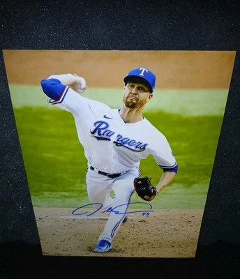 Jacob DeGrom Signed 8x10 Photo & COA Texas Rangers Cy Young  - Image 1 of 2