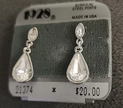Pendientes de cristal lágrima marca 1928 con postes de acero quirúrgico Foto 1 de 2