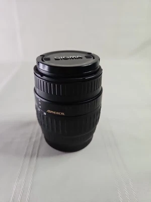 Sigma Zoom 28-80mm f3.5-5.6 II Macro AF for Sony & Minolta A-Mount Good w/Caps - Image 1 of 4
