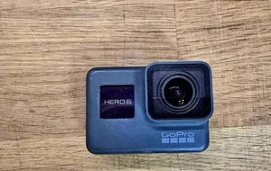 Go Pro Hero 6 - with Gimble - Picture 1 of 6