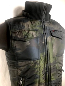 Chaleco Levi's Verde Talla Pequeña Camuflaje Militar Invierno Puff Gear Edición Rara - Imagen 1 de 13