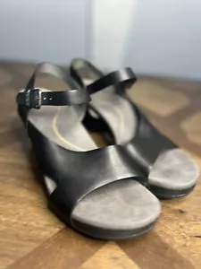 Sandalias zueco Tasha de cuero negro Dansko correa al tobillo hebilla tacón UE 39 talla 9 - Imagen 1 de 23