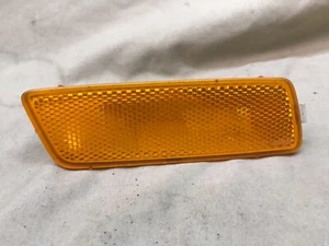 05-09 VW JETTA FRONT SIDE MARKER LIGHT RH OEM PASSENGER - Picture 1 of 7