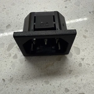 Entrada de cable de alimentación elíptico HealthRider H90e HREL59808.0 (PP266) - Imagen 1 de 6