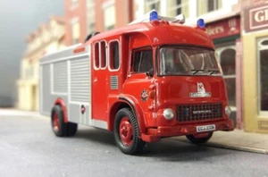 Bedford TK Carmichael Fire Engine 1974 Powys Welsh Brigade 1:76 OO Oxford 1:72 - Picture 1 of 3