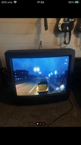 1995 Mitsubishi 35” CS35305 CRT TV w/remote - Picture 1 of 3