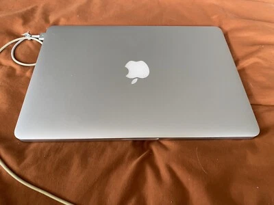 Notebook Apple MacBook Pro 13" (SSD de 128GB, Intel Core i5-5257U, 2.70GHz, 8GB RAM) - Imagem 1 de 4