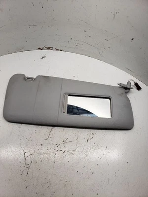 Солнцезащитный козырек для пассажира купе с подсветкой подходит для 01–06 BMW 325i 1359753 - Изображение 1 из 4