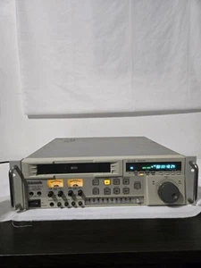 Panasonic AG-DS555P Video Cassette Editing Recorder S-VHS Hi-Fi Audio - READ - Picture 1 of 9