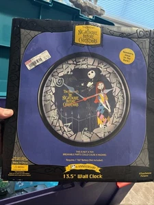 Nightmare before christmas clock - Picture 1 of 4