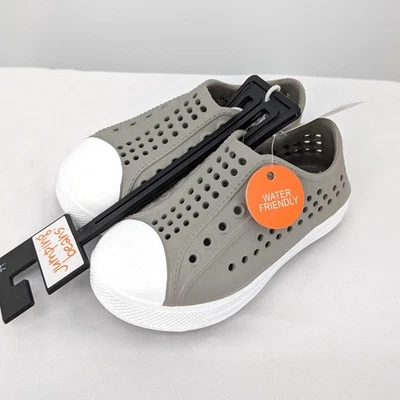 NUEVO CON ETIQUETAS Jumping Beans Gris Resistente al Agua Zapatos Sin Cordones Talla 7T Ropa de Juego Playa Fácil Foto 1 de 4