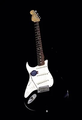ЛЕВША! Винтажная черная гитара 94 American Fender USA Relic Stratocaster Strat HSC - Изображение 1 из 4