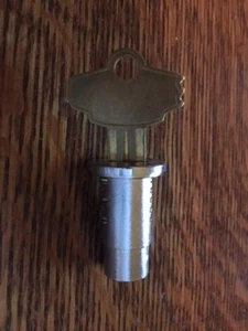 Cerradura y llave para roble 300 450 Oak Acorn Vista Gumball caramelo - Imagen 1 de 1