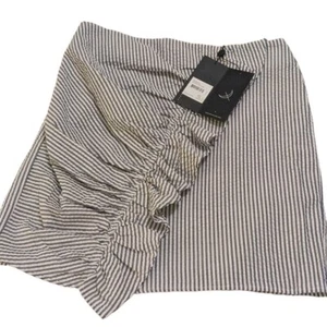 NWT ruffle skirt - Picture 1 of 4