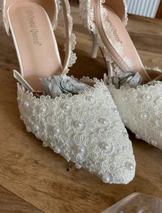 Lace And Pearl Wedding Bridal Shoes Stunning UK6.5 Beautiful New In Box - Picture 1 of 5