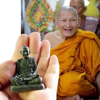 Amuleto Tailandés Luang Pu Maha Sila Estatua Buda Rico Millón Santo Phra Regalo afortunado Foto 1 de 4