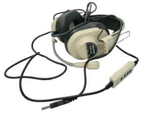 Deluxe Multimedia Stereo Headset with Boom Microphone with USB plug - Picture 1 of 4