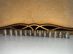 COMPLETE SET OF 13x VINTAGE SILVER FRANKLIN MINT COLONIAL AMERICA THIMBLES 112g - Picture 1 of 16