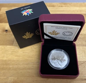 2017 Canada $10 Maple Leaf- 1/2 oz Silver Celebrating Canada's 150th .9999 Fine - Picture 1 of 6