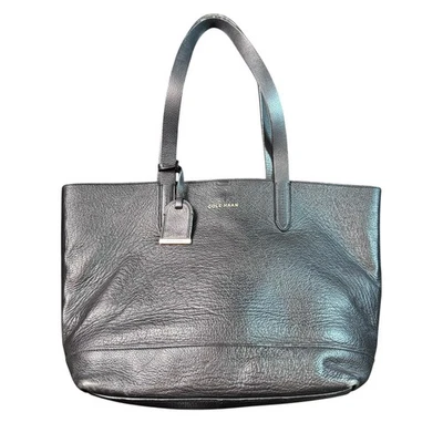 Bolso de Mano Cole Haan Cuero Guijarro Negro Clásico Bolso de Trabajo Diario Foto 1 de 4